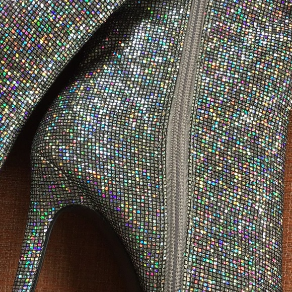 SILVER GLITTER BOOTS SZ. 8 - Picture 8 of 8